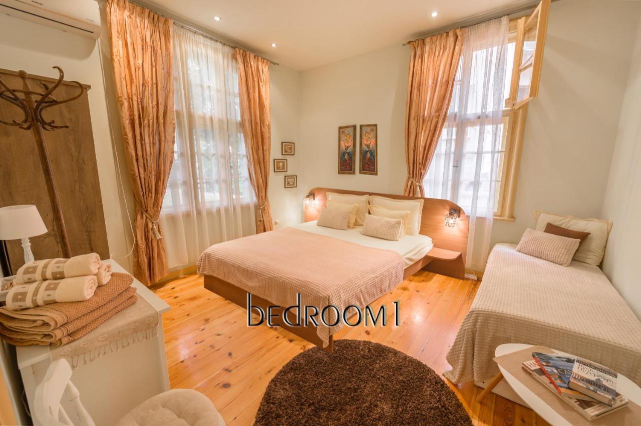 Tomovi Home - Three Bedrooms City Center Plovdiv Esterno foto