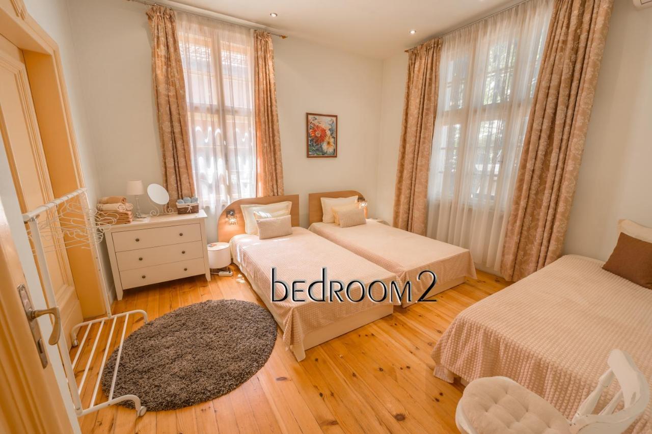 Tomovi Home - Three Bedrooms City Center Plovdiv Esterno foto