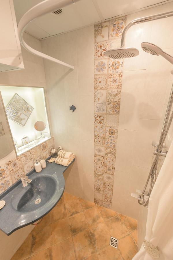 Tomovi Home - Three Bedrooms City Center Plovdiv Esterno foto