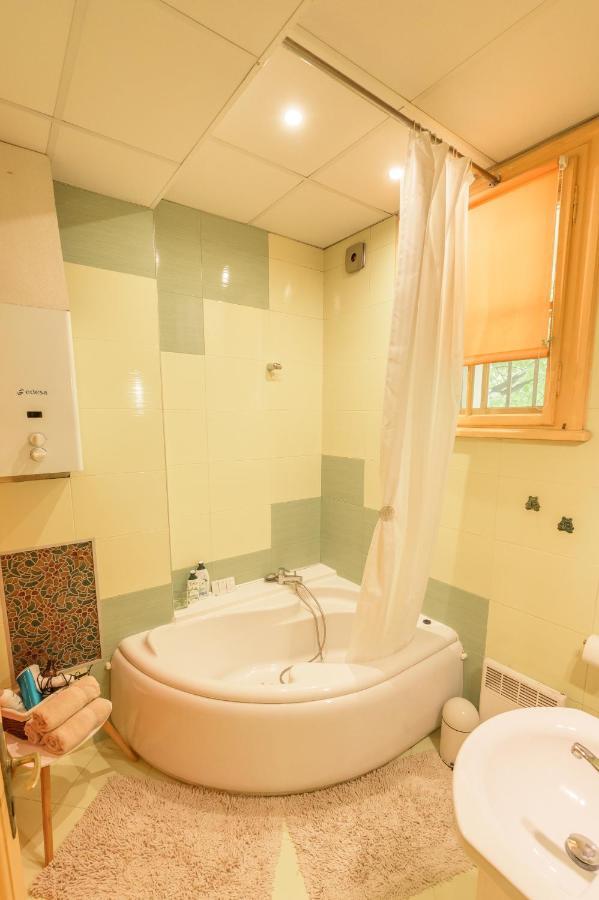 Tomovi Home - Three Bedrooms City Center Plovdiv Esterno foto
